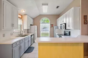 2311 Sherwood Dr, Ennis, TX 75119 - Photo 10