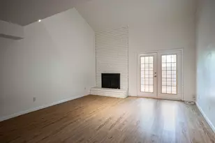 3451 Courtyard Cir, Farmers Branch, TX 75234 - Photo 4