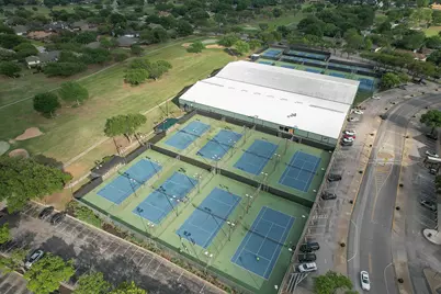 3451 Courtyard Circle, Farmers Branch, TX 75234 - Photo 26