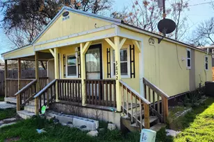 3852 Avra Cir, Granbury, TX 76048 - Photo 2