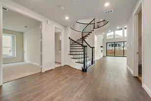 7634 Kiowana Ct, Grand Prairie, TX 75054 - Photo 4