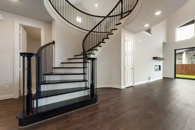 7634 Kiowana Court, Grand Prairie, TX 75054 - Photo 4