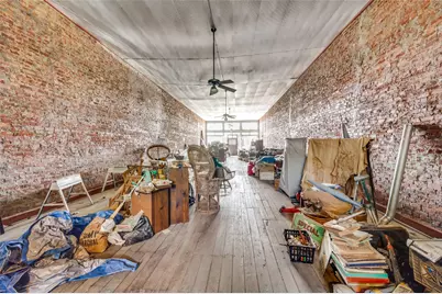 109 S Jefferson Street, Pilot Point, TX 76258 - Photo 4