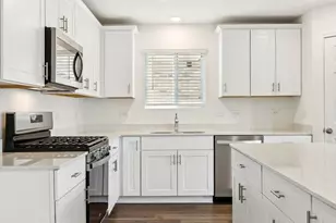 14041 Kempt Dr, Pilot Point, TX 76258 - Photo 6