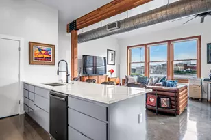 2502 Live Oak St, Dallas, TX 75204 - Photo 16