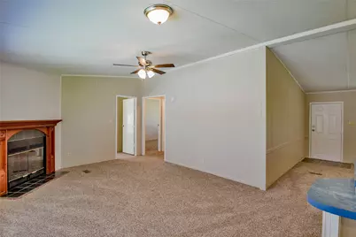 3021 Moon Court, Granbury, TX 76049 - Photo 10