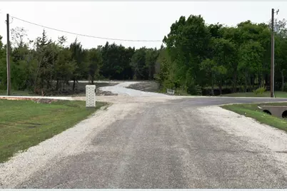 730 Cheyenne Trail, Trenton, TX 75490 - Photo 2