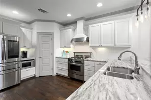 3816 W 7th St, Fort Worth, TX 76107 - Photo 4