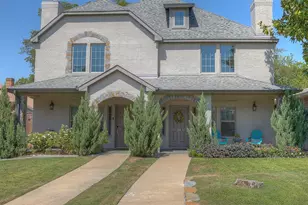 3816 W 7th St, Fort Worth, TX 76107 - Photo 2