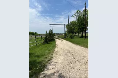 7445 County Road 1232, Godley, TX 76044 - Photo 2