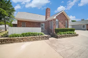 6127 Welden Ct, Fort Worth, TX 76132 - Photo 2