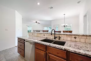 351 Peachtree Ln, Princeton, TX 75407 - Photo 14