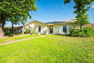 3215 Rockne Lane, Mesquite, TX 75150 - Photo 1