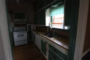 431 Walnut St, Ranger, TX 76470 - Photo 22