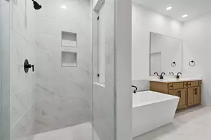 13901 Longvalley Dr, Fort Worth, TX 76008 - Photo 16