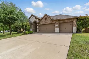 1553 Salado Tr, Weatherford, TX 76087 - Photo 1