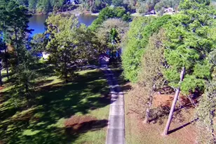 3073 E Lake Dr, Gladewater, TX 75647 - Photo 4