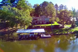 3073 E Lake Dr, Gladewater, TX 75647 - Photo 2