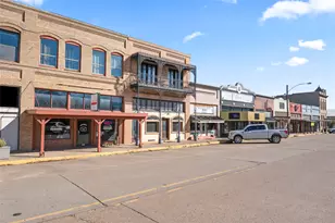 118 W Grand St, Whitewright, TX 75491 - Photo 36