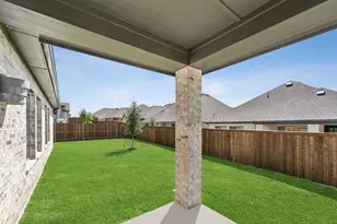 601 Crystal View Ln, Mansfield, TX 76063 - Photo 2