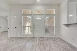 204 Tanglewood Ln, Waxahachie, TX 75165 - Photo 10