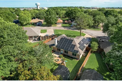 204 Tanglewood Lane, Waxahachie, TX 75165 - Photo 6