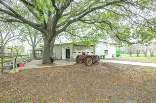 1302 Forreston Rd, Waxahachie, TX 75165 - Photo 12