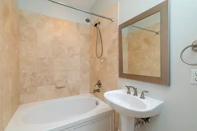 724 Skyline Bluff Court, Fort Worth, TX 76102 - Photo 16