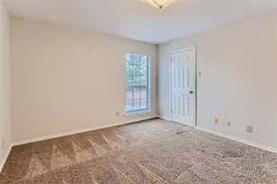 16301 Ledgemont Ln, Addison, TX 75001 - Photo 14