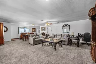 748 Rocky Ridge Ln, Weatherford, TX 76085 - Photo 6