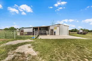 748 Rocky Ridge Ln, Weatherford, TX 76085 - Photo 30