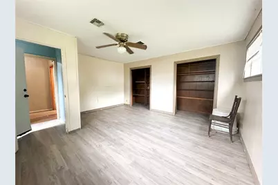 407 Bremond Street, Franklin, TX 77856 - Photo 20