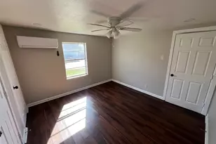 700 Dubois St, Denison, TX 75020 - Photo 4