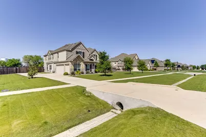 211 Stonegate Way, Red Oak, TX 75154 - Photo 2