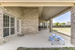 211 Stonegate Wy, Red Oak, TX 75154 - Photo 34