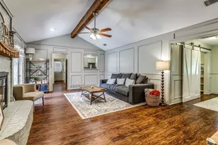 2123 Valleydale Dr, Arlington, TX 76013 - Photo 6