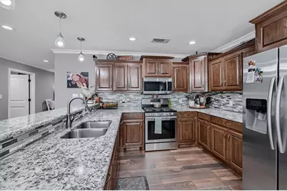 717 S Elm Street, Sherman, TX 75090 - Photo 18
