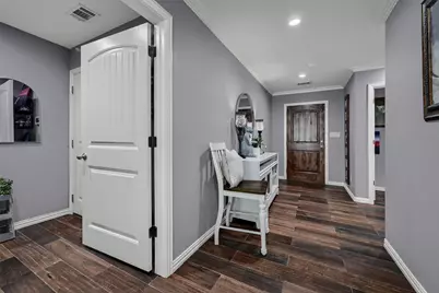 717 S Elm Street, Sherman, TX 75090 - Photo 8