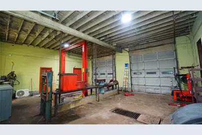 400 E Main Street, Honey Grove, TX 75446 - Photo 20