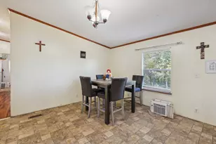 4810 Orange Blossom St, Granbury, TX 76048 - Photo 10