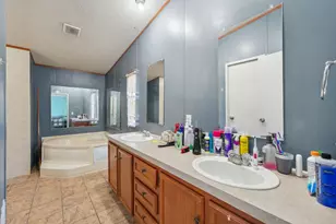 4810 Orange Blossom St, Granbury, TX 76048 - Photo 8