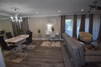 538 E Avenue J #B, Grand Prairie, TX 75050 - Photo 8