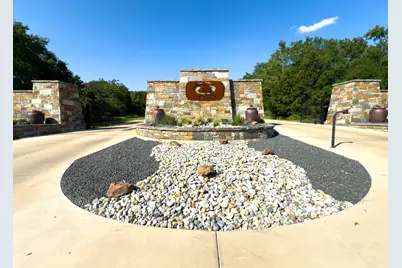 100 Oakridge Court, Mabank, TX 75147 - Photo 6