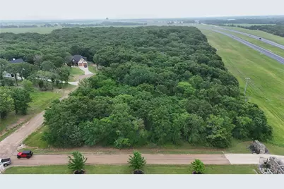 100 Oakridge Court, Mabank, TX 75147 - Photo 4