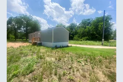 329 Capricorn Drive, Granbury, TX 76049 - Photo 2