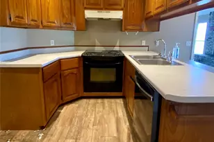 218 Co Rd 2992, Windom, TX 75492 - Photo 6