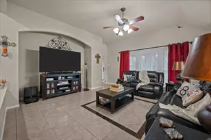 196 Creek Dr, Whitney, TX 76692 - Photo 8