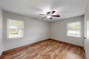 6625 Conveyor Dr, Burleson, TX 76031 - Photo 12