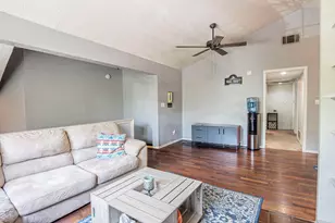 4516 Forestgate Dr, Arlington, TX 76017 - Photo 6