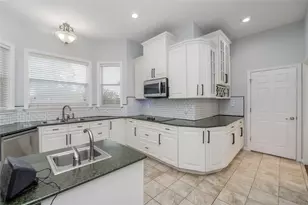 135 Kirkpatrick Rd, Ennis, TX 75119 - Photo 8